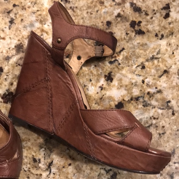 Frye brown leather wedges - Picture 2 of 5